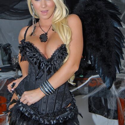 Molly Cavalli 010 06-molly-cavalli-dark-angel.jpg
