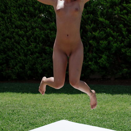 Naomi Nevena 003 06-meet-wild-naomi-nia.jpg