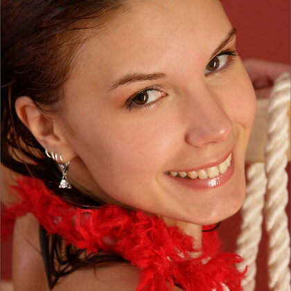 Nata 013 02-nata-on-red.jpg