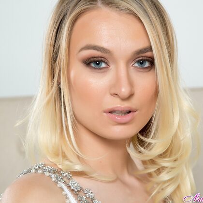 Natalia Starr gallery 006