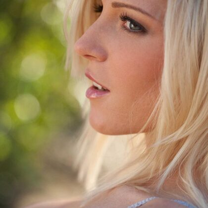 Niki Lee Young 005 03-sensual-niki-lee-young.jpg