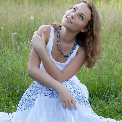 Nikia A 061 09-nikia-a-from-met-art.jpg