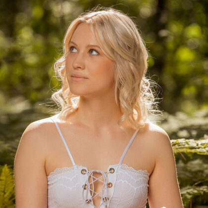 Nikki Hill gallery 004