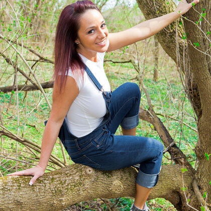 Nikki Sims 028 07-nikki-sims-overalls.jpg