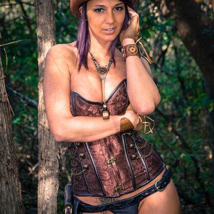 Nikki Sims 036 09-nikki-sims-halloween-gallery.jpg