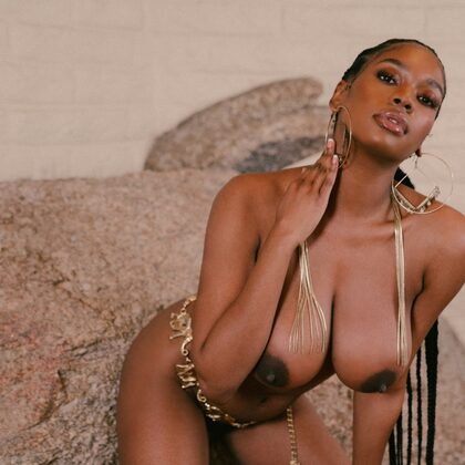 Nyla 001 07-nyla-womens-intuition-by-playboy.jpg