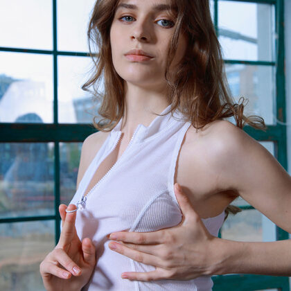 Olivia Lust 009 01-olivia-lust-watch-me-now-by-met-art.jpg