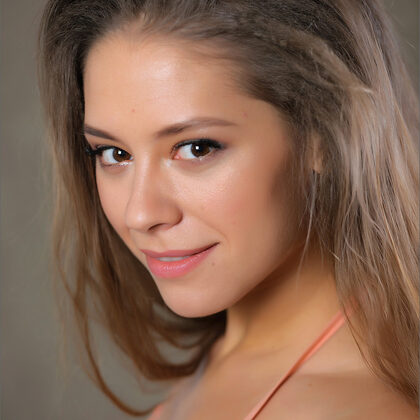 Olya Fey 008 01-inez-from-mpl-studios.jpg