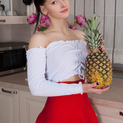 Patricija 002 01-vienna-juicy-fruit-by-amour-angels.jpg