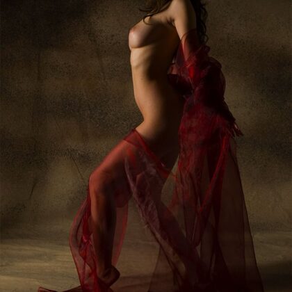 Petra Vachouskova 010 11-petula-crimson-queen-by-body-in-mind.jpg