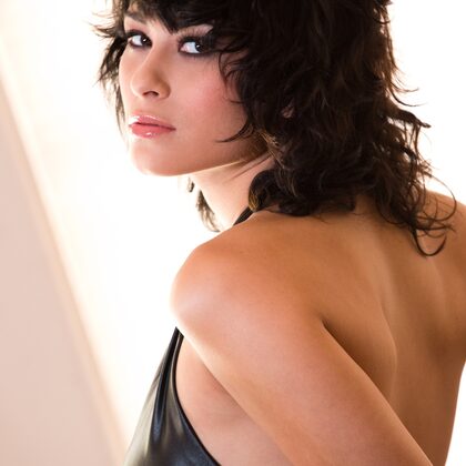 Raven Rockette 002 13-raven-rockette-lets-play.jpg