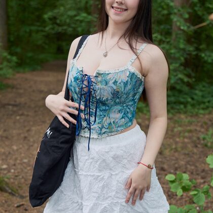 Remido 001 01-forest-breeze-moment-with-remido-in-a-soft-outdoor-teasing-mood.jpg