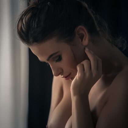 Rikku 004 04-cosmo-taking-it-easy-by-playboy.jpg