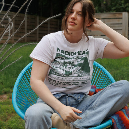Riley Cruise 001 02-relaxed-backyard-moments-and-casual-poses-with-riley-nixon.jpg