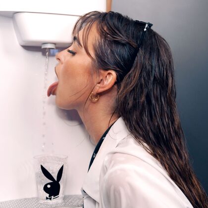 Riley Reid 003 01-riley-reid-water-break-by-playboy.jpg