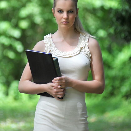 Rose 019 09-take5-girls-presents-rose.jpg