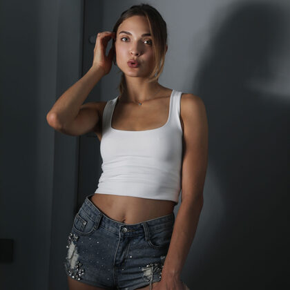 Santa 009 01-santa-secretive-by-met-art.jpg