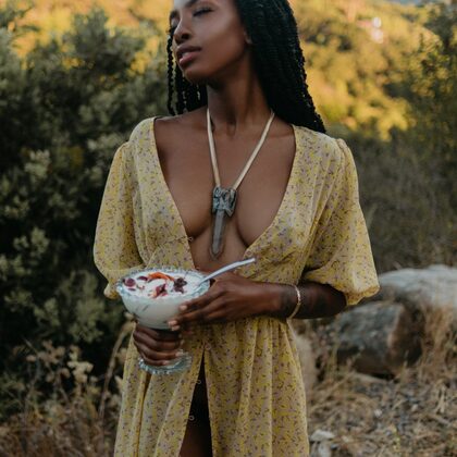 Sarissle 001 01-sarissle-hillside-indulgences-by-playboy.jpg