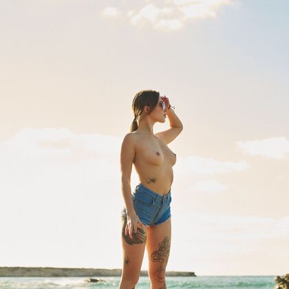 Scarlet 001 03-scarlet-hansen-wild-places-by-superbe-models.jpg