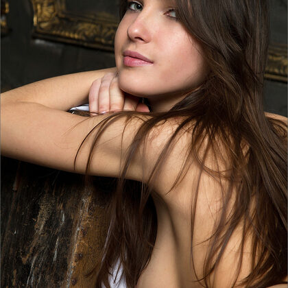 Semmi A 009 04-yulianna-bravo-2-by-mpl-studios.jpg