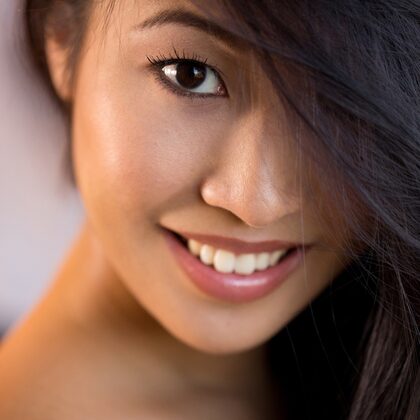 Sharon Lee 001 01-sharon-lee-no-panties.jpg