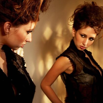 Shay Laren 013 03-shay-laren-from-vip-area.jpg