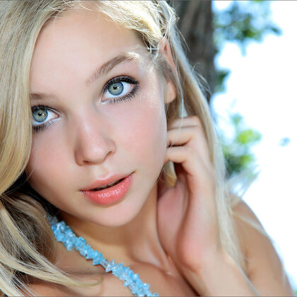 Sienna 001 06-sienna-aquamarine-ii-by-mpl-studios.jpg