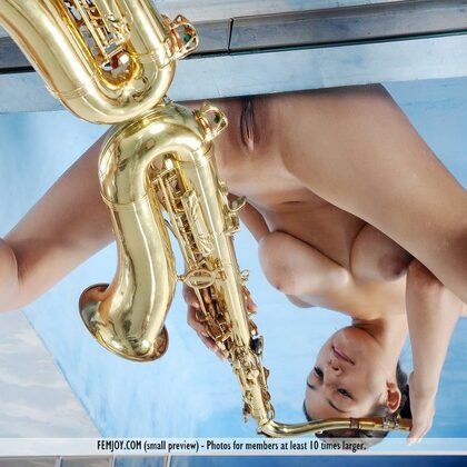 Sofi A 033 02-busty-sofie-nude.jpg