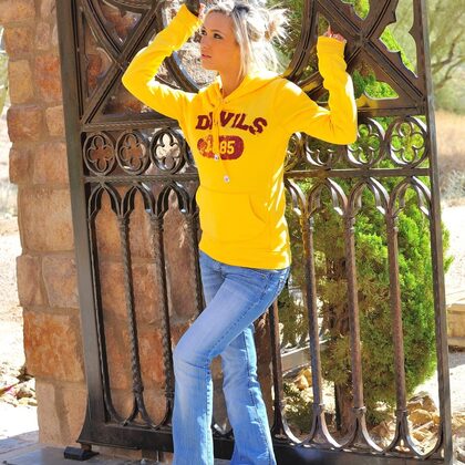 Sophia Knight gallery 021