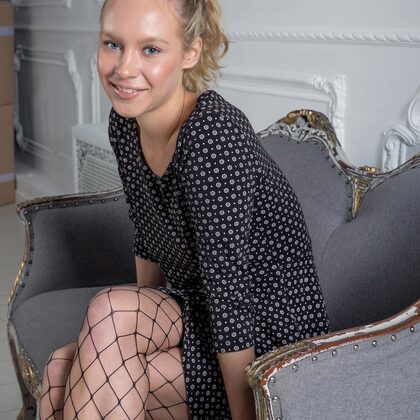 Stefany 003 01-stefany-instinct-by-showy-beauty.jpg