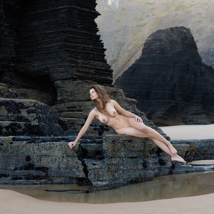 Susann 005 13-susann-come-with-me-by-femjoy.jpg