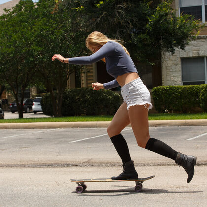 Sybil Kuechler 005 02-sybil-kuechler-how-to-skate-by-zishy.jpg