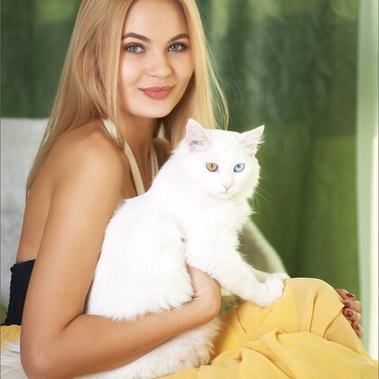 Talia 039 01-talia-in-the-morning.jpg