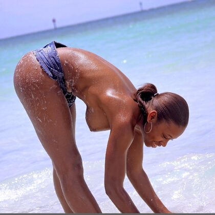 Tierra 003 05-super-hot-tierra-from-domai.jpg