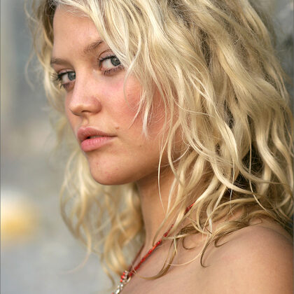 Valentina A 010 13-valia-rock-steady-by-mpl-studios.jpg