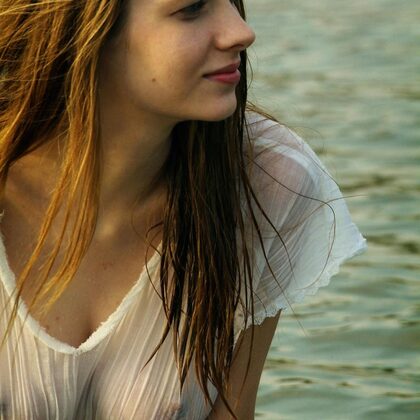 Valentine A 009 03-busty-valentina-a.jpg