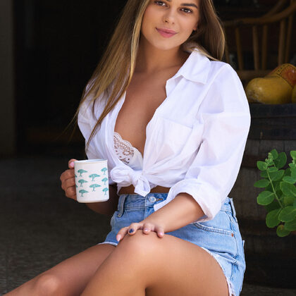 Varya Yakunina gallery 002