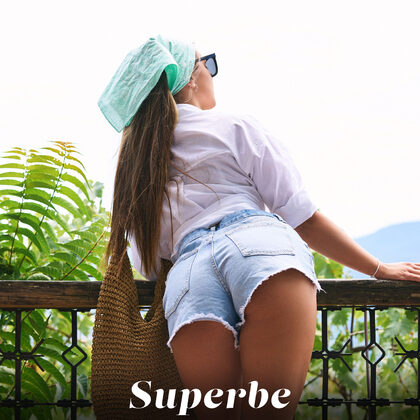 Varya Yakunina 002 01-varya-yakunina-mountain-retreat-by-superbe-models.jpg