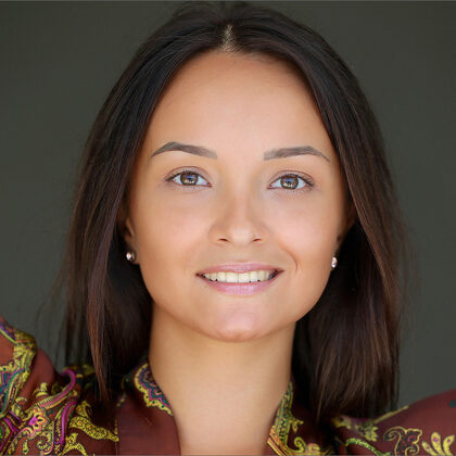 Veronika Benet 002 01-catalina-sweet-thing-by-mpl-studios.jpg