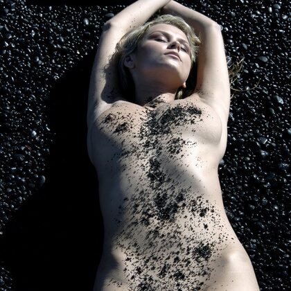 Zoe Mcdonald 005 01-adela-stone-island.jpg