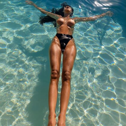 Zurine Aspiunza 002 03-zurine-aspiunza-by-playboy-international.jpg